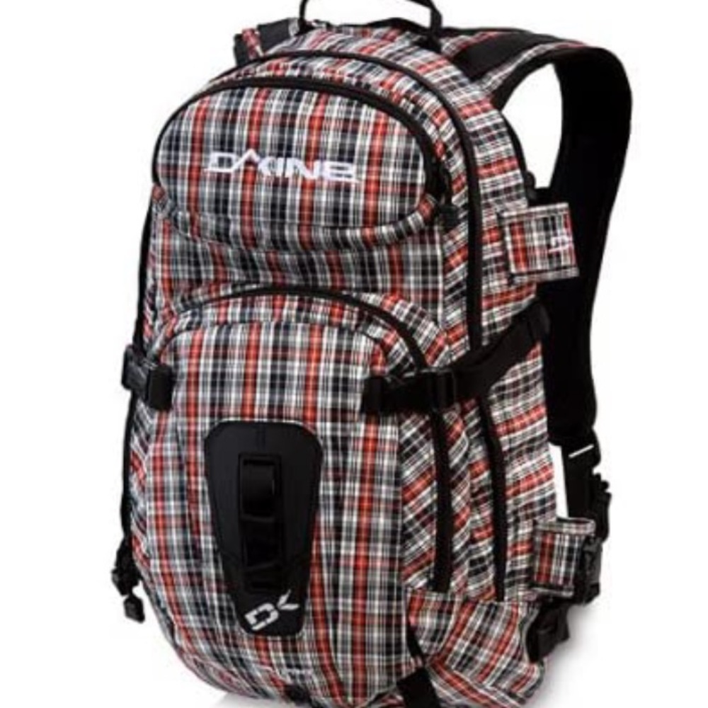 Dakine everyday/snowboard backpack white black red